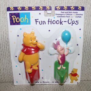 3/$28❤️Disney Winnie The Pooh Fun Hook-Ups™ Peel & Stick Wall Hooks Piglet